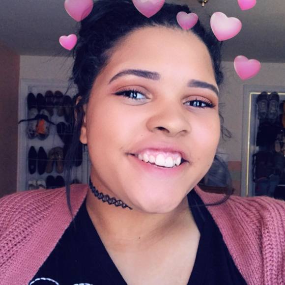 Meet your Posher, Rabia - Picture 1 of 1